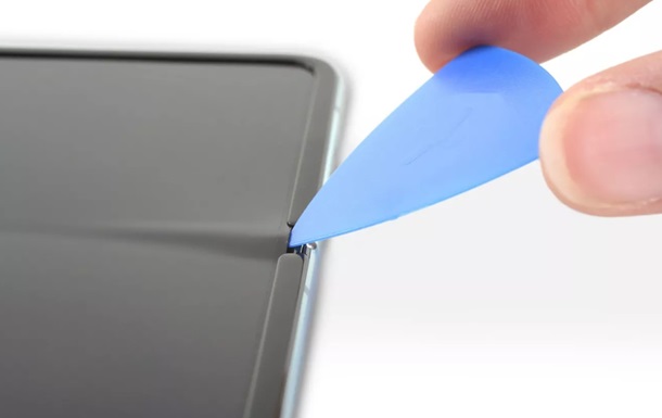 Знайдено проблему в екранах гнучких смартфонів Samsung