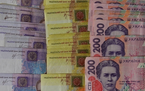 Два українці задекларували мільярдні доходи