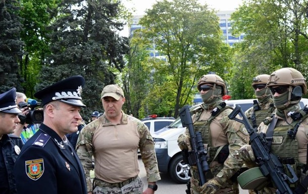 В Одессе силовики переходят на усиленный режим