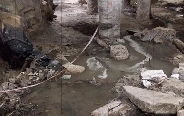 У Києві злива затопила музей на Поштовій площі