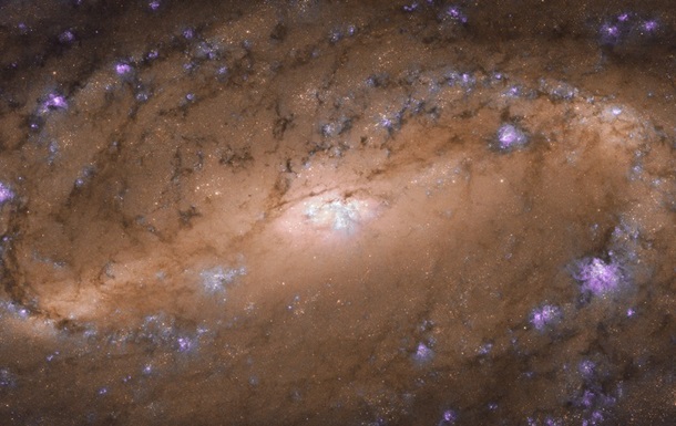 Hubble зробив видовищне фото спіральної галактики