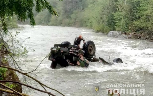 Водій вантажівки з білоруськими туристами був п яний - поліція