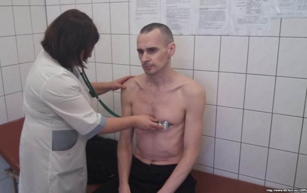 Сенцову пощастило вийти з голодування - адвокат