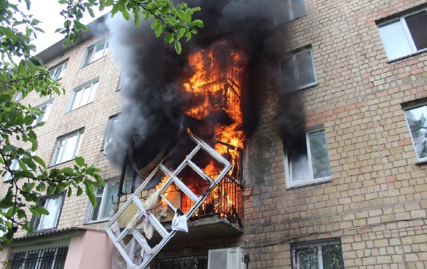 У житловому будинку Києва стався вибух, є жертва
