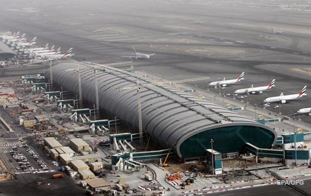 В аэропорту Дубая разбился самолет, есть жертвы