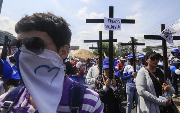 У Нікарагуа звільнили 100 політичних в язнів
