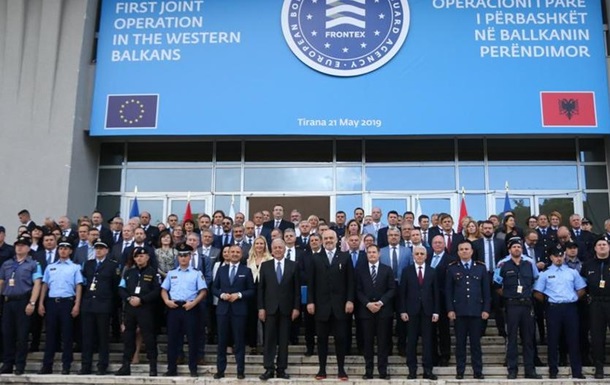Агентство Frontex розпочало першу місію за межами ЄС