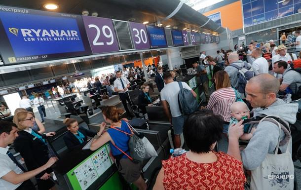Туроператоров обязали информировать о задержках рейсов