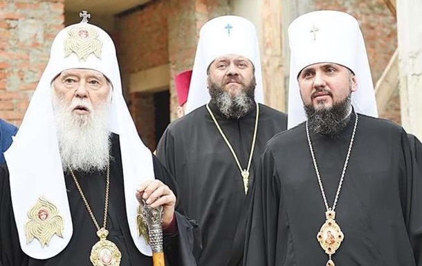 Проросійській реванш розпочинається з Української церкви.
