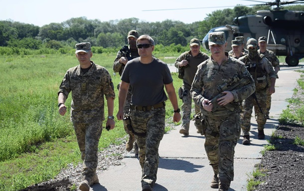 Делегація РНБО відвідала Донбас