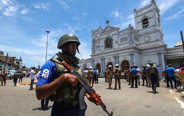 Інтерпол затримав п ятьох підозрюваних в терактах на Шрі-Ланці