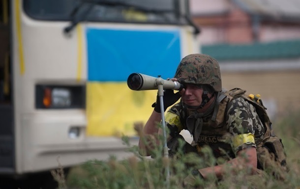 Доба на Донбасі: 30 обстрілів, двоє поранених