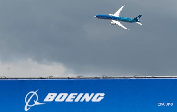 Boeing не отримав жодного замовлення в перший день авіасалону в Ле Бурже