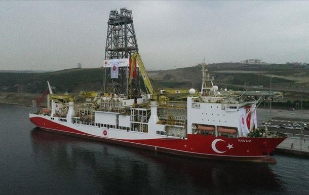 Турция направила второе буровое судно к берегам Кипра