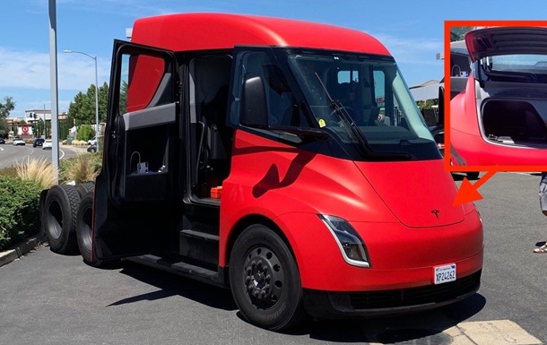 Прототип тягача Tesla Semi вперше потрапив на фото