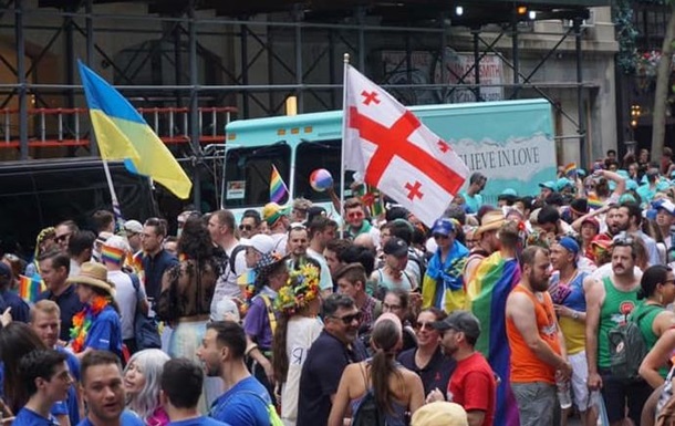 У ЛГБТ-прайді у Нью-Йорку вперше візьме участь колона з України