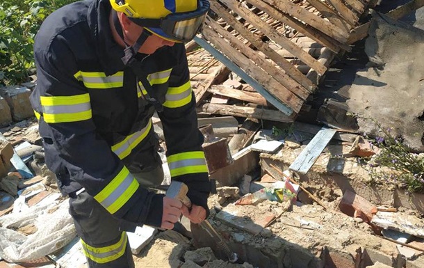 У Полтавській області внаслідок падіння стіни загинули дві людини