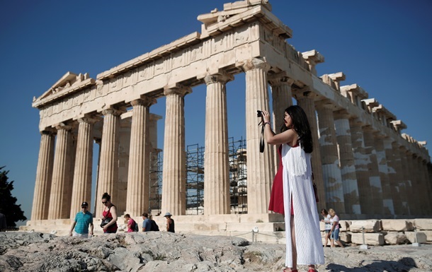 Акрополь в Афінах закриють для туристів через спеку