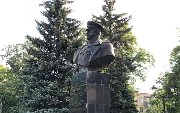 У Харкові відновили пам ятник Жукову
