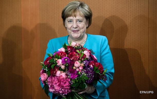 У канцелярії Меркель оцінили її здоров я