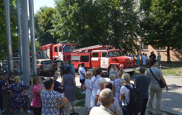 У Дніпрі горіла виборча дільниця