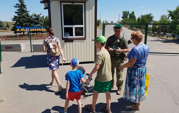 В Госпогранслужбе рассказали, скольким россиянам запрещен въезд в Украину
