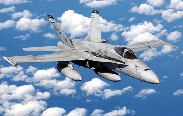 У Каліфорнії впав винищувач F/A-18