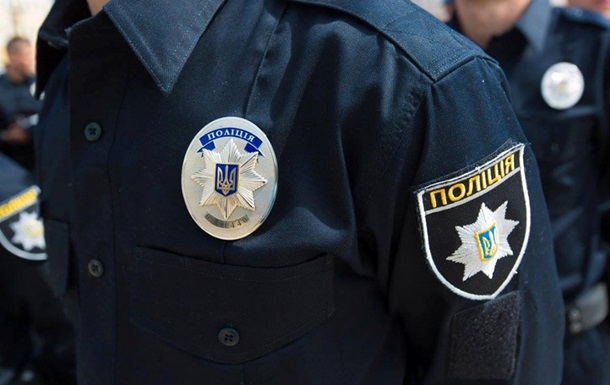 Во Львове полицейские спасли самоубийцу