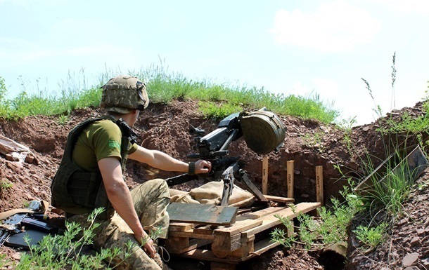 Сутки на Донбассе: шесть обстрелов, ВСУ без потерь