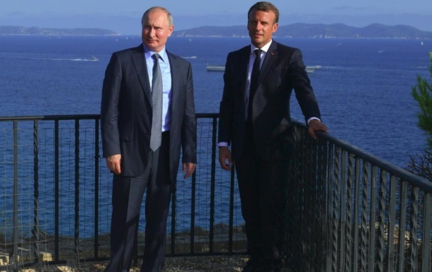 Путин и Макрон обсуждали вопрос украинцев - МИД