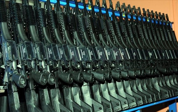 Турция поставила Украине две тысячи пистолетов-пулеметов