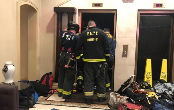 Жителя Нью-Йорка на смерть розчавило ліфтом