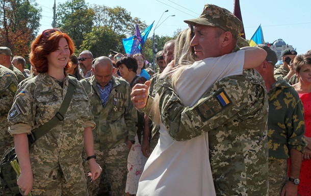 По улицам Киева прошел Марш защитников