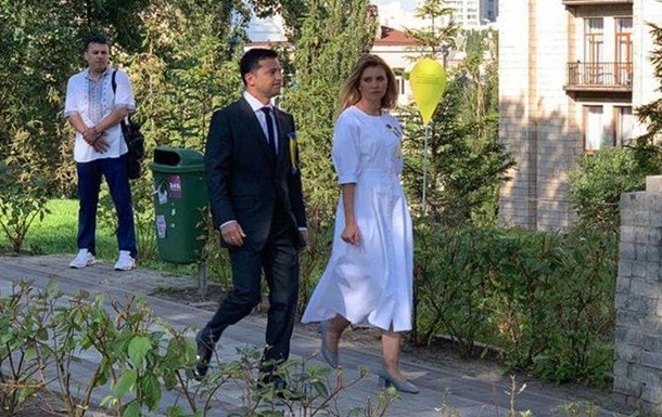 Зеленська на День Незалежності була в сукні від дружини Кошового