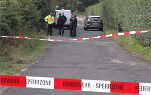 У Німеччині три людини загинули від падіння з вишки радіозв язку