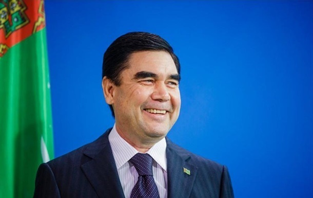 Президент Туркменістану написав книгу про алабаїв