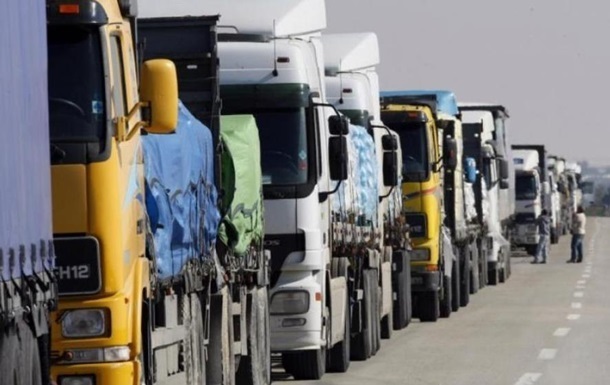 В Киев ограничат въезд грузового транспорта