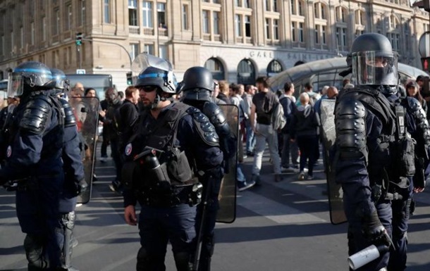 Протести в Парижі: поліція затримала понад 160 людей