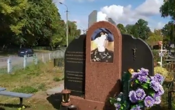 У Чернігівській області пошкодили пам ятники загиблим воїнам АТО