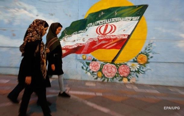 Іран скасовує 40-річну заборону для жінок