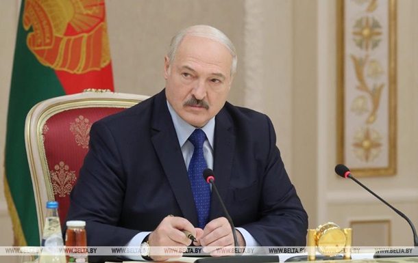 Лукашенко відклав ремонт НПЗ на прохання Зеленського