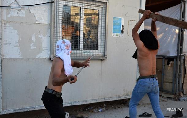 В греческом лагере для беженцев произошли беспорядки