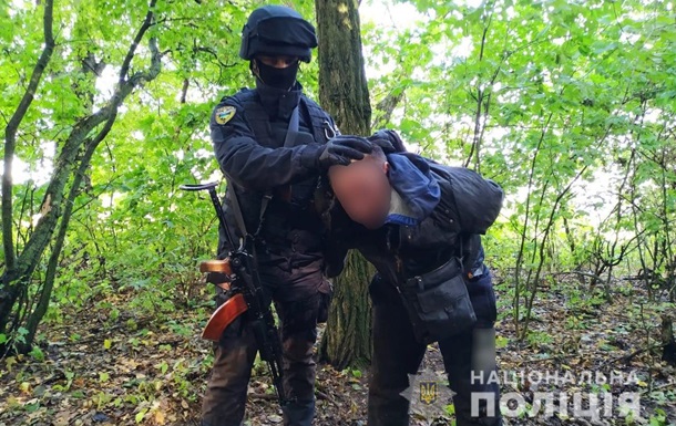 Озброєні грабіжники забрали півмільйона з будинку на Черкащині