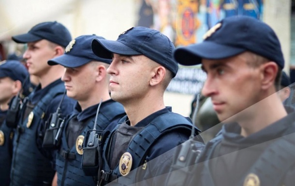 Київ підготував 800 поліцейських до роботи в  ЛДНР 