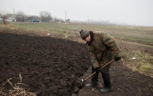 Скасування мораторію на продаж землі: чи виживе український фермер
