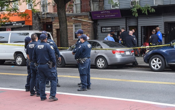Біля нічного клубу в Нью-Йорку відбулася стрілянина, є жертви