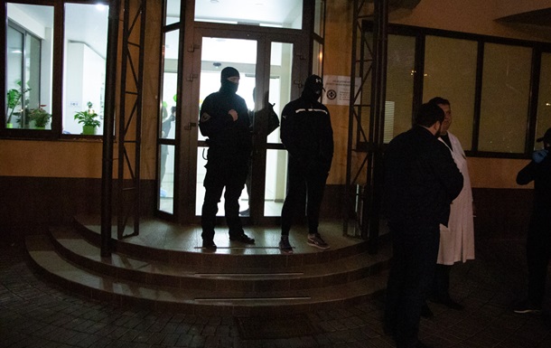 У Києві обшукали клініку за підозрою в торгівлі людськими органами