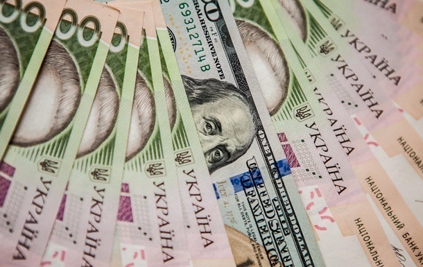 Курс валют на 29 октября: Нацбанк укрепил гривну