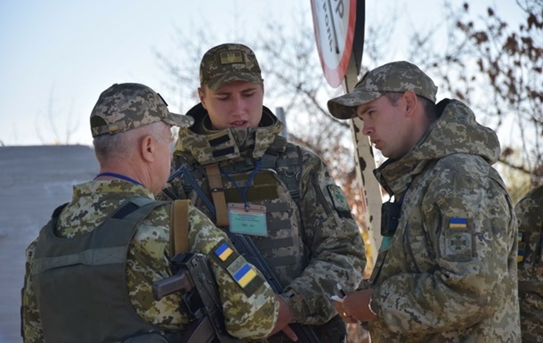 На Донбассе резко сократилось количество обстрелов