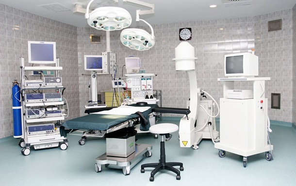 Японія передала Україні медичне обладнання